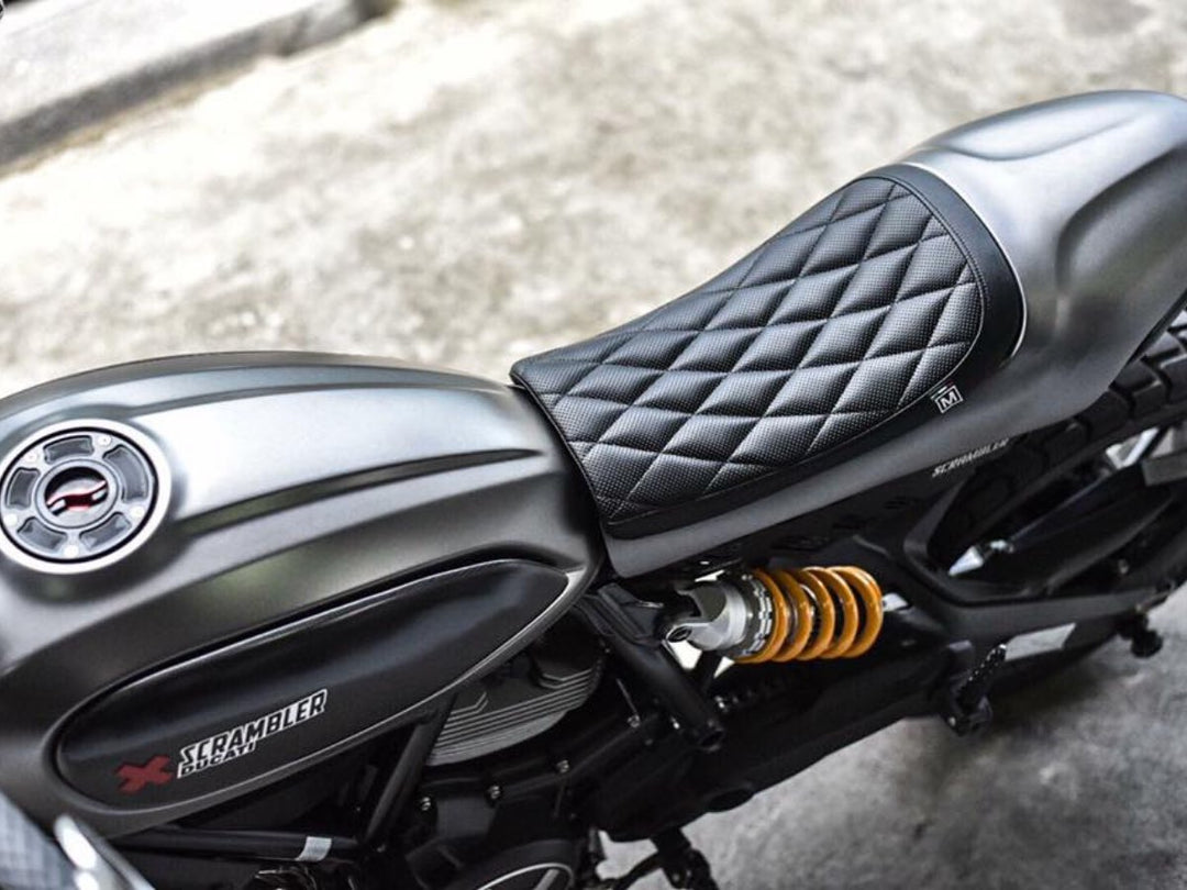 Mugello - Slim Flat Tracker Seat | For Ducati Scrambler 803 & Sixty2 –  Mugello Moto